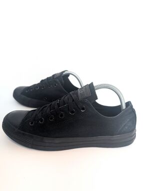 Converse All Star Low Top Canvas Fabric Black Sneakers Women's Size 10